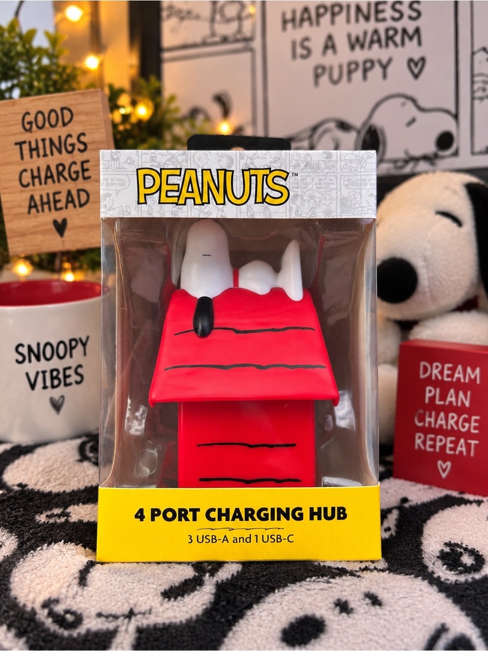 Snoopy 4 port charging hub